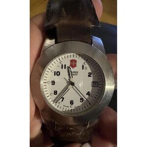 Victorinox Swiss Army Peak watch